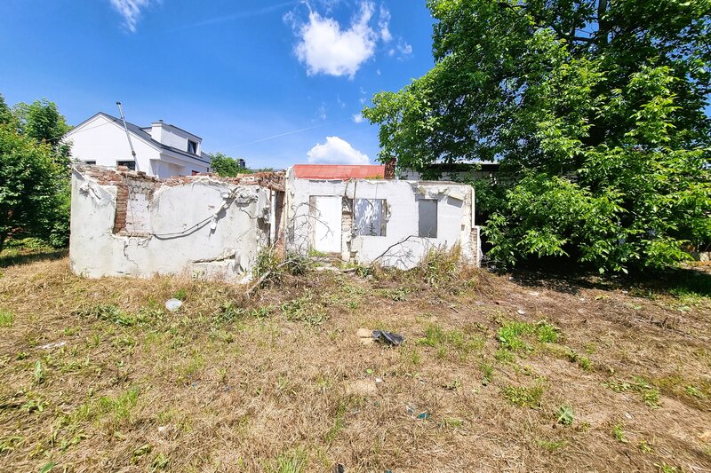 Baneasa, Vatra Noua, strada Cernesti 22 Sisesti Jandarmeriei Apicultorilor